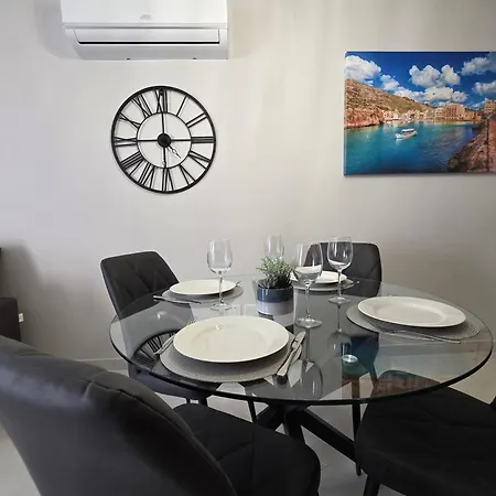 Apartament Modern 1br With Terrace Near Marina - Msida Pietà